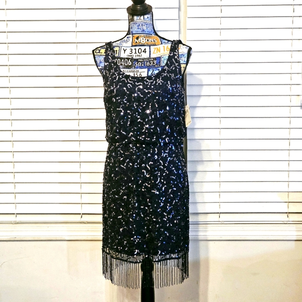 Aidan Mattox NWT Black Sleeveless Sequin Fringe Cocktail Dress Size 8 MSRP $265
